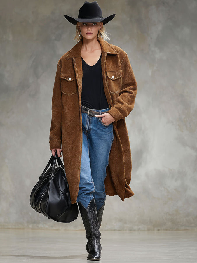 Veste en polaire à double poche, revers élégant et boutonnage simple