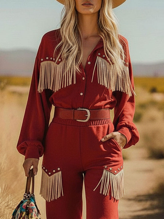 Ensemble Vintage Western en Suédine Rouge avec Chemise à Manches Longues et Pantalons Frangés