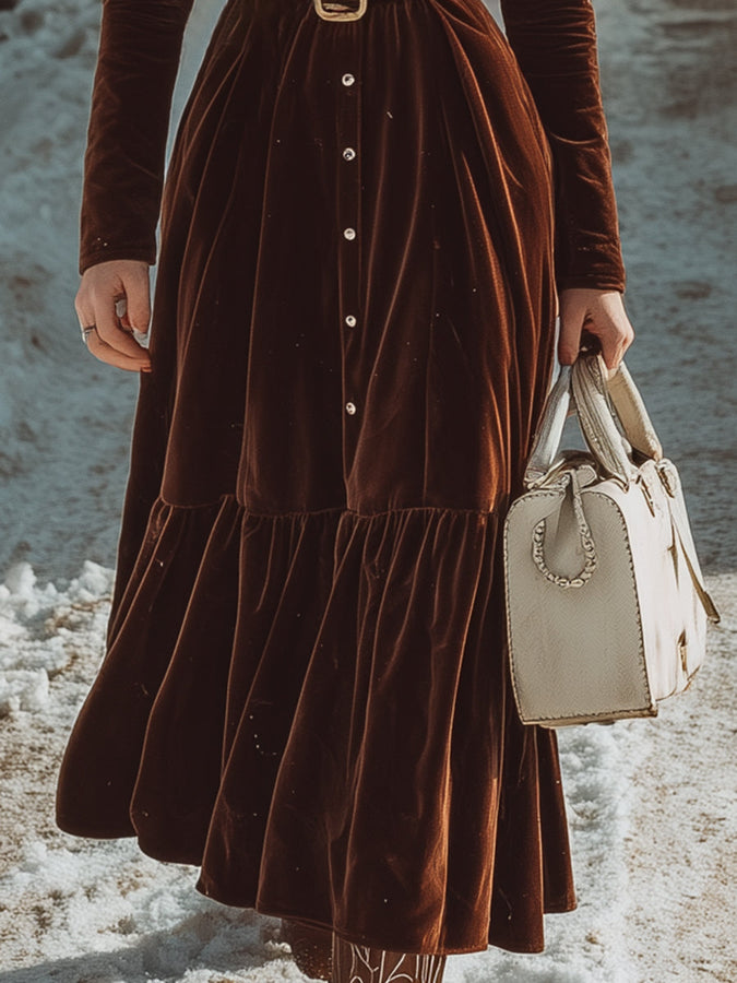 Robe Maxi Velours Brun Western avec Col Revers et Détails Boutonnés