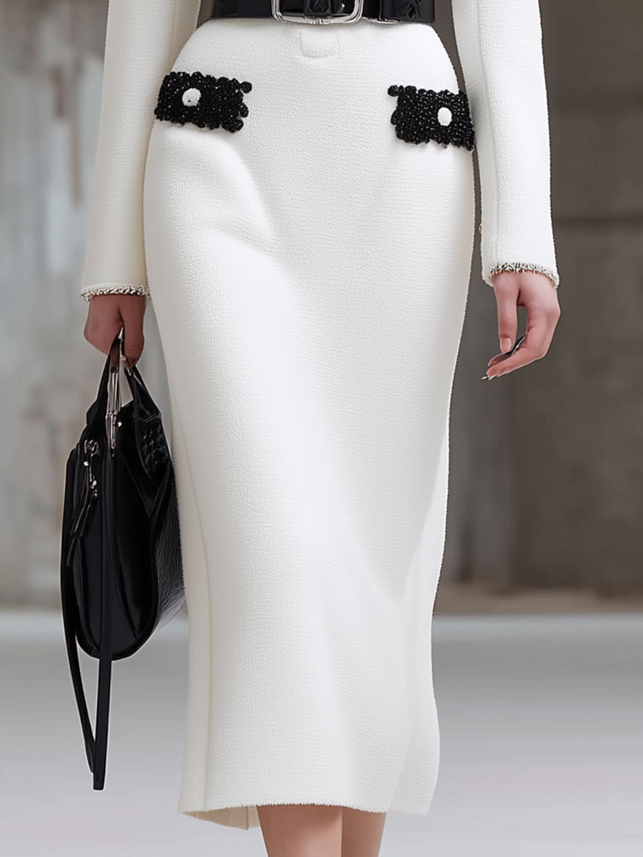 Robe Midi Chic en Tweed Blanc avec Finitions en Ruban Noir au Col Rond