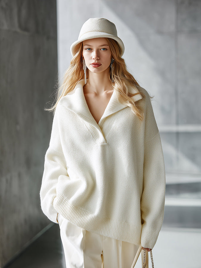 Pull en Maille Blanc au Col Revers Chic et Élégant