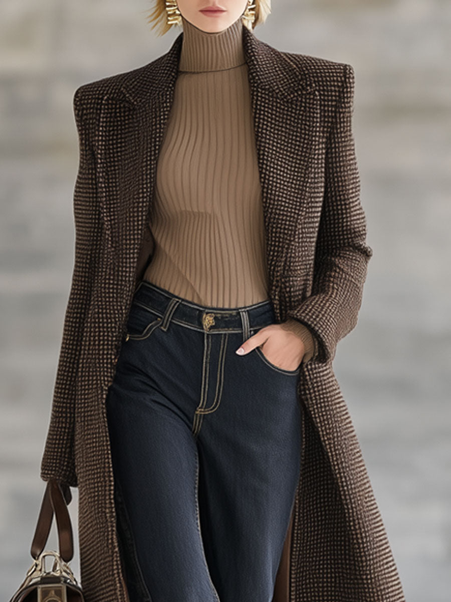 Long Houndstooth Check Wool Coat in Retro Brown