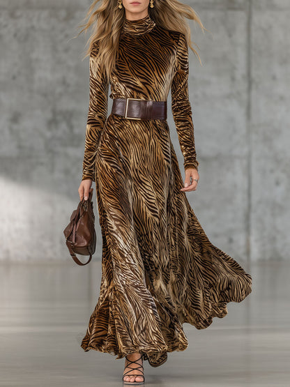 Robe Maxi en Velours Doré à Imprimé Zèbre avec Détails à Lacets - Style Vintage