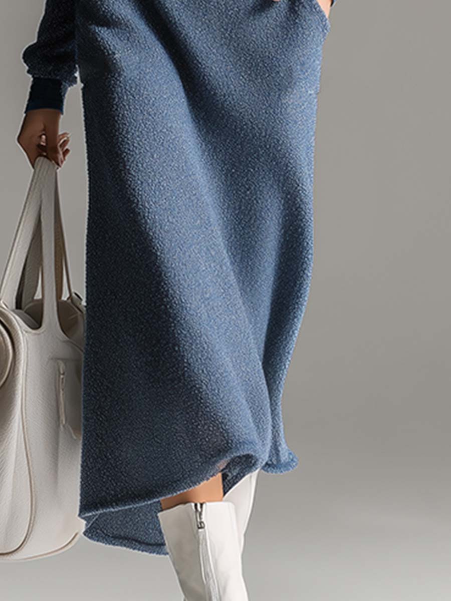 Robe Maxi en Polaire Douce - Décolleté en V, Élégante et Confortable en Bleu