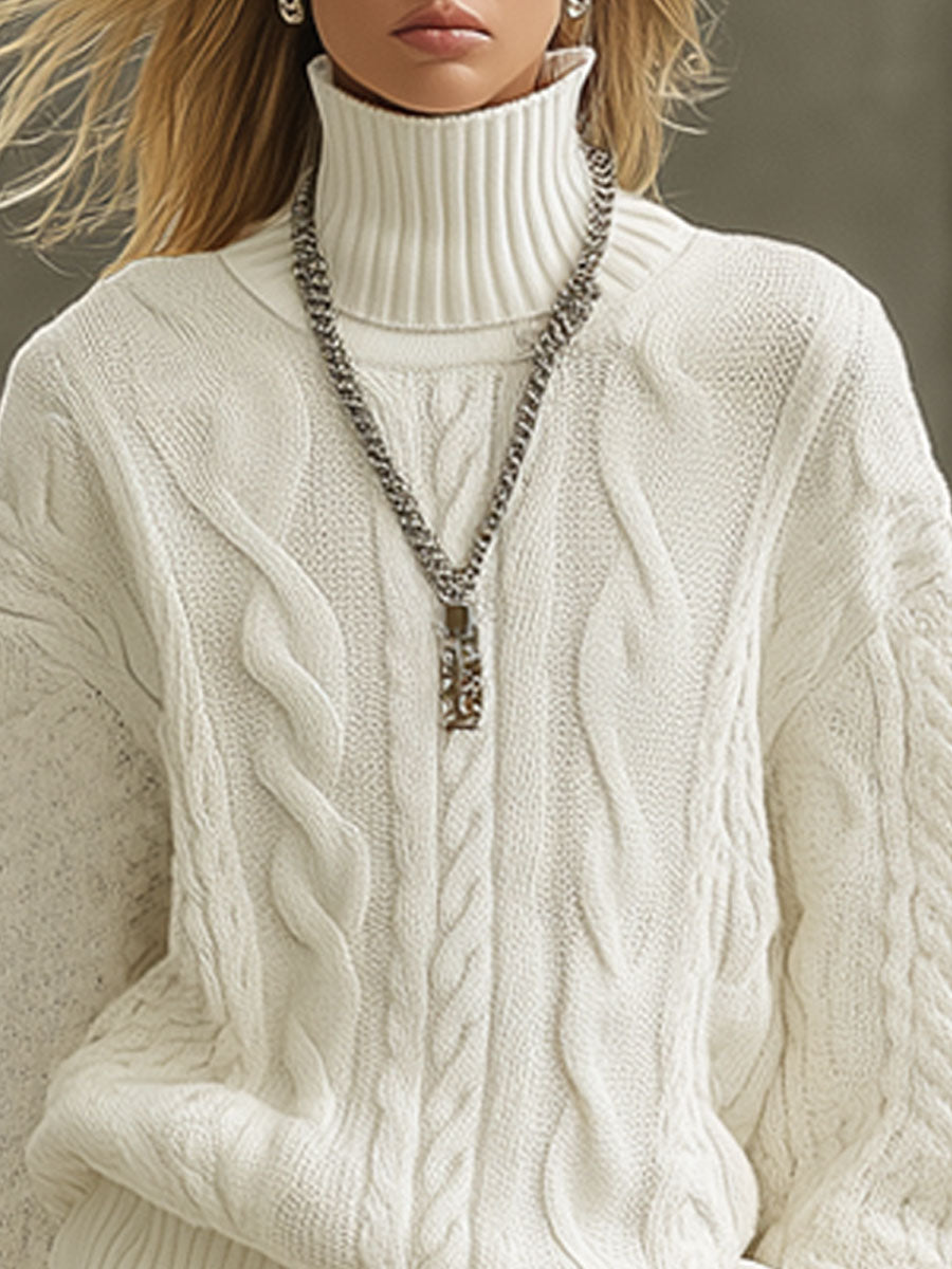 Pull Rétro Blanc à Col Roulé en Maille Torsadée