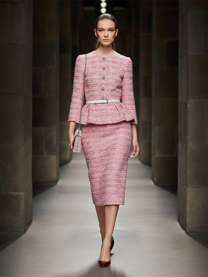 Ensemble Chic en Tweed Rose : Veste Élégante et Jupe Flottante à Boutons Argentés