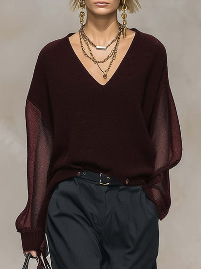 Décontractée et Élégante : Blouse Noire en Maille Transparente à Col V