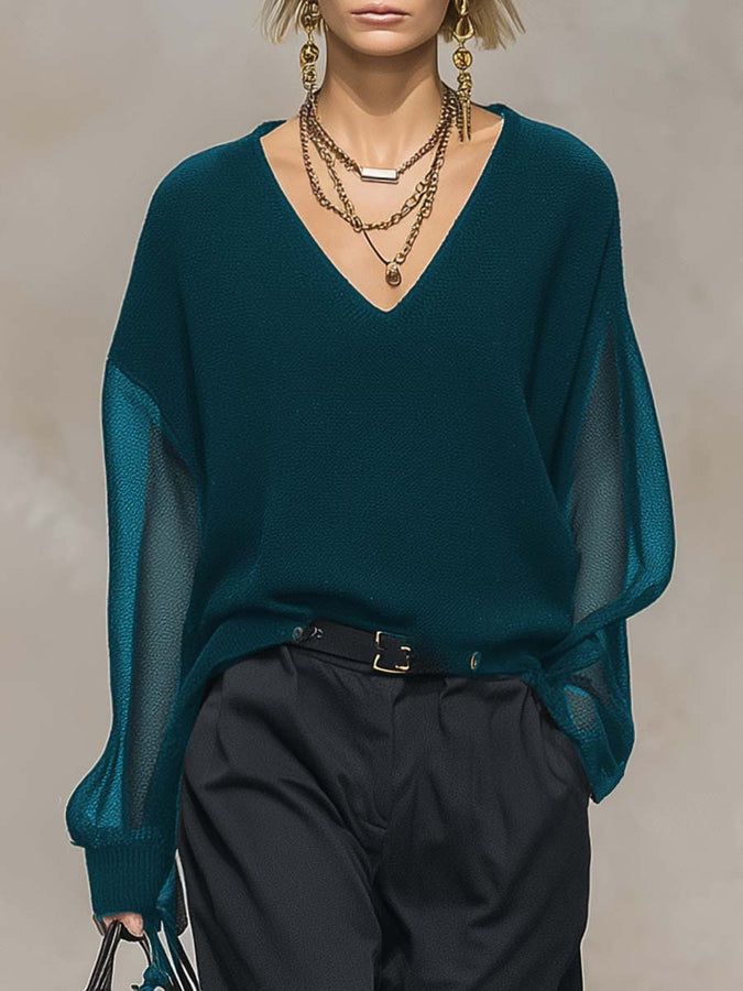 Blouse Noire en Maille Longue à Manches Transparentes - Élégance Confortable avec Décolleté en V