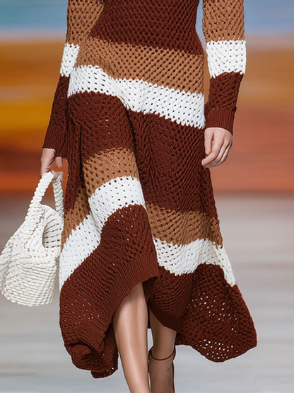 Robe Midi Tricotée Rétro à Rayures - Col Montant et Manches Longues