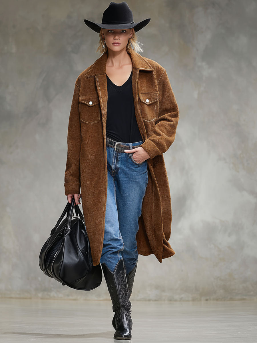 Veste en polaire à double poche, revers élégant et boutonnage simple