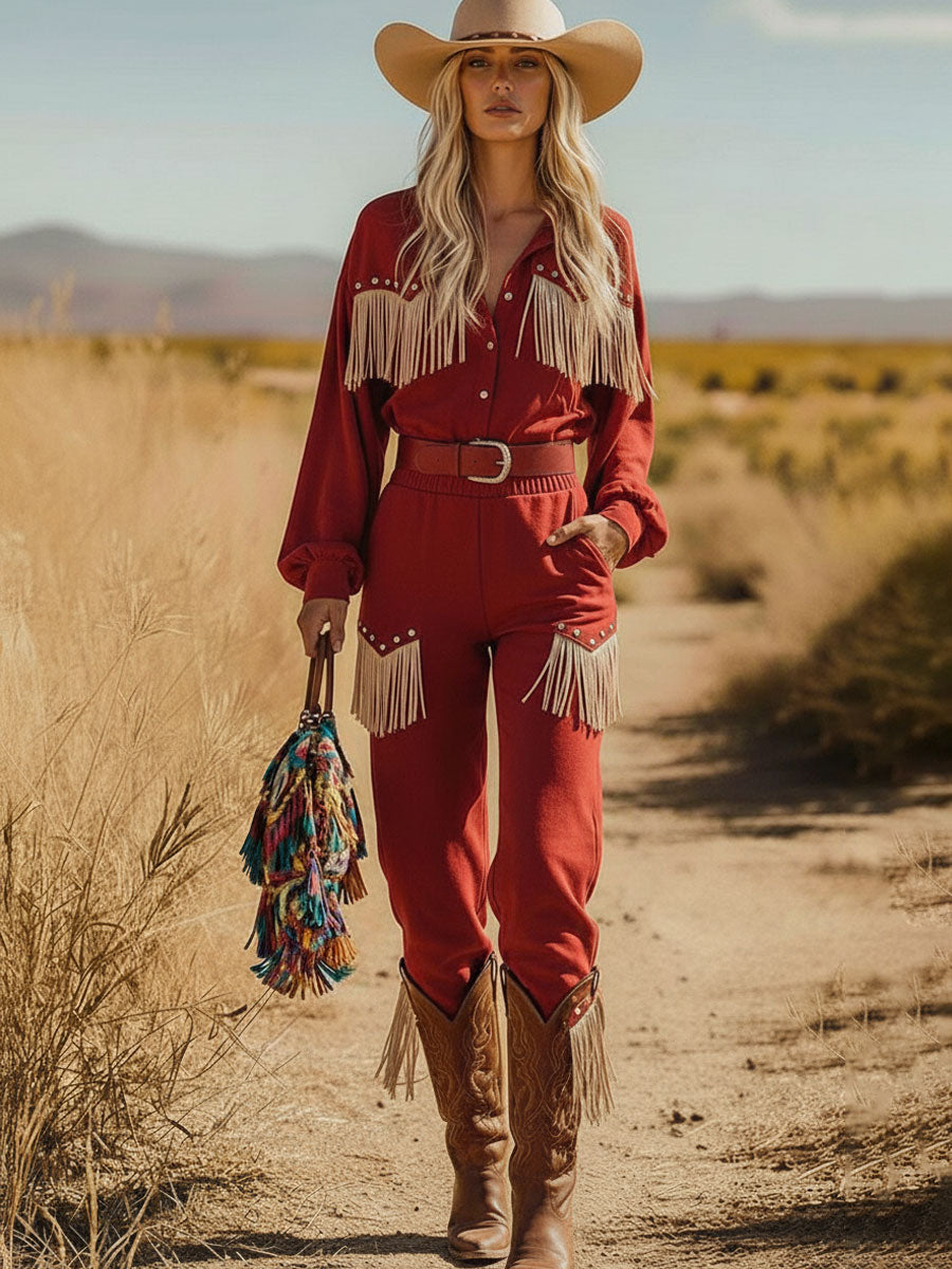 Ensemble Retro Western en Suède Synthétique Rouge avec Chemise à Manches Longues et Pantalon à Franges