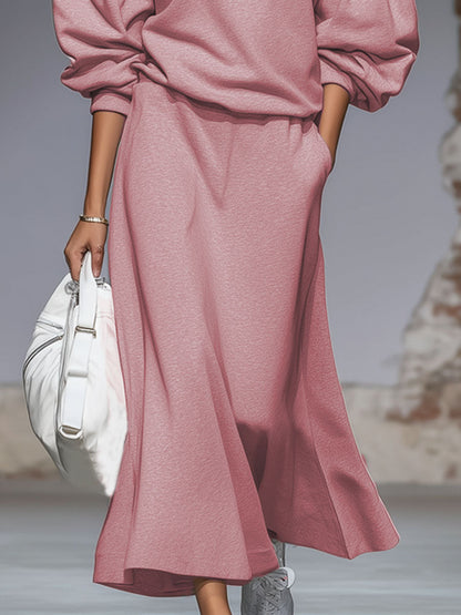 Ensemble Rétro : Sweatshirt à Col Rond et Jupe à Manches Bouffantes en Rose