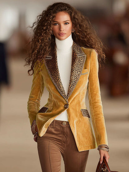 Veste en Velours Rose avec Broderie Élégante et Détails Imprimés Léopard