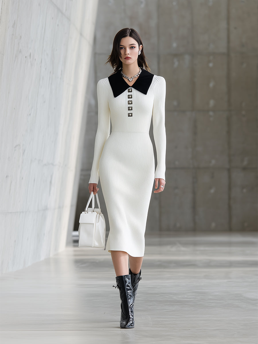 Robe Midi Tricotée Blanche avec Détails Noir et Argent en Patchwork