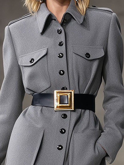 Veste en laine grise courte : Élégance décontractée à la mode