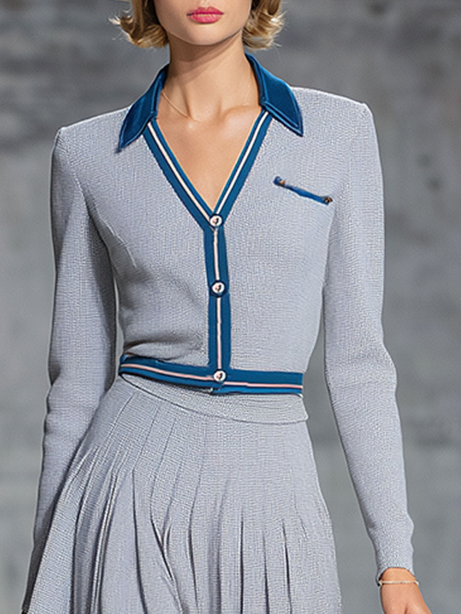 Rétro Chic : Ensemble Midi Tricoté Gris à Manches Longues