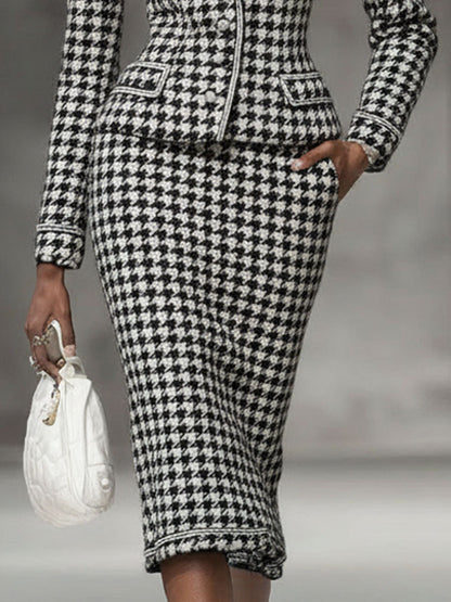Chic Ensemble Blazer et Jupe à Motif Carreaux Noir et Blanc