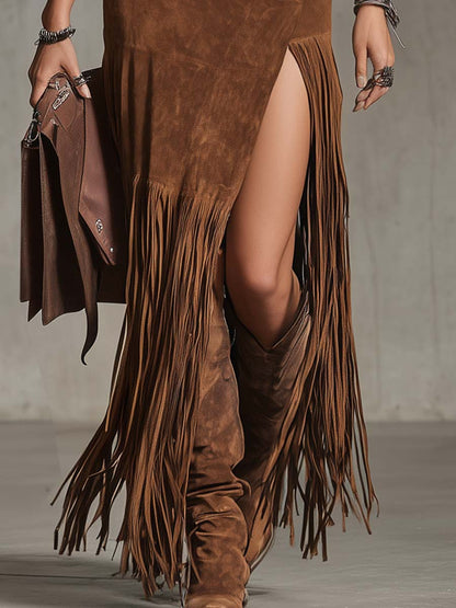Jupe Longue Asymétrique en Daim Marron avec Patchwork et Franges – Éclat Vintage Western