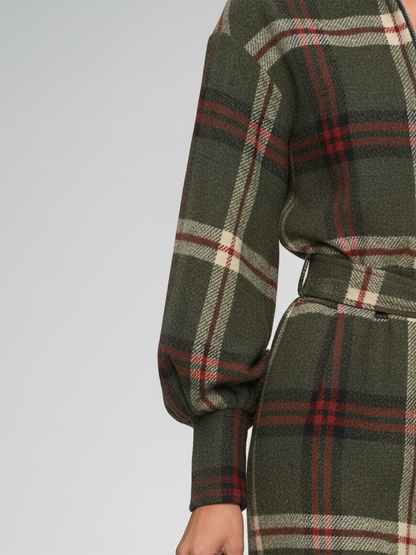 Robe Vintage à Carreaux avec Col Montant et Manches Longues : Élégance Rétro Réinventée