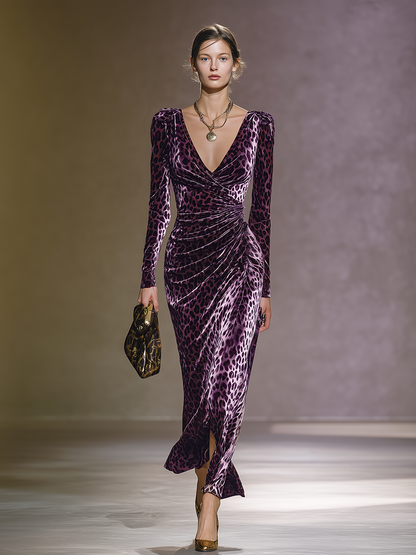 Robe Maxi Élégante en Velours à Manches Longues avec Décolleté en V et Imprimé Léopard Rétro