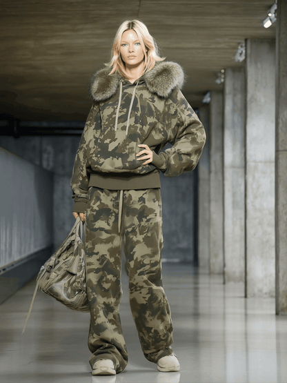Ensemble Sweatshirt et Pantalon Large Camouflage avec Col en Fourrure Synthétique
