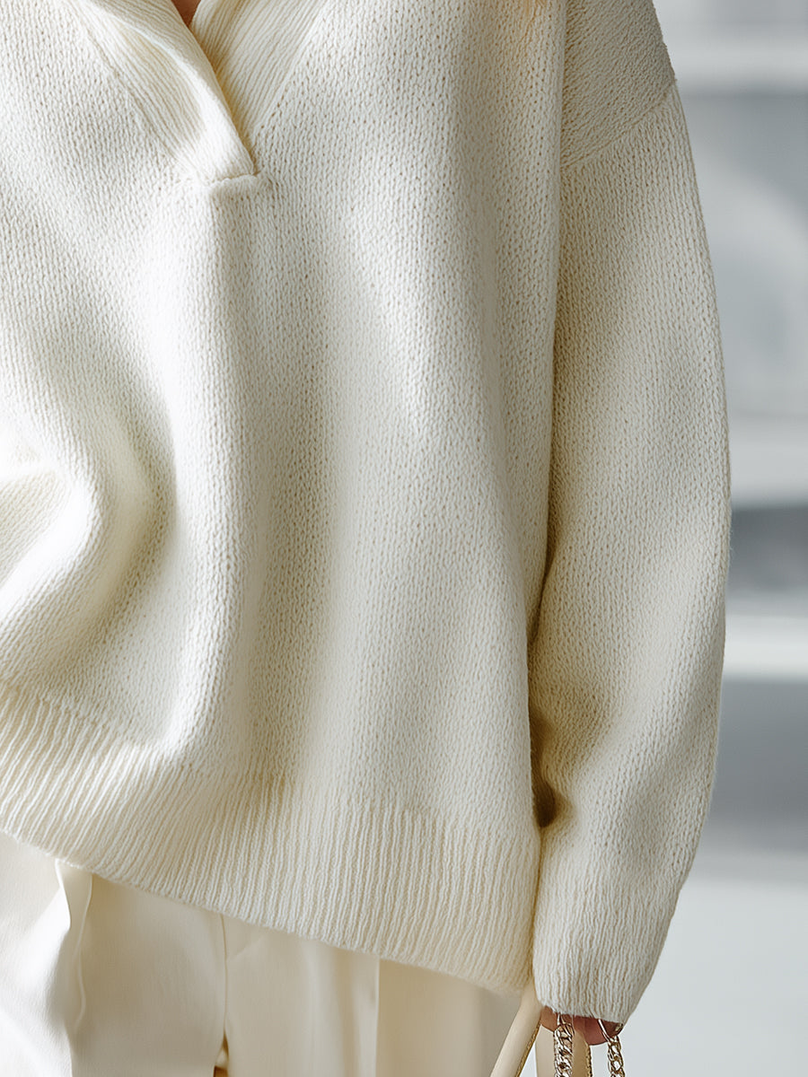 Pull en Maille Blanc au Col Revers Chic et Élégant