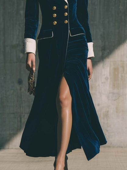 Robe Maxi Vintage en Velours Bleu Foncé avec Revers Contrastés et Double Boutonnage