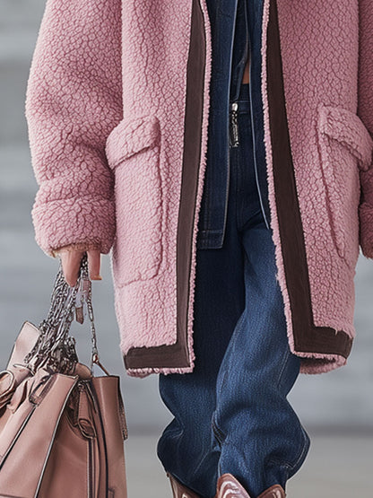 Veste en polaire rose avec finitions en suède synthétique - Élégance rétro au style nomade urbain