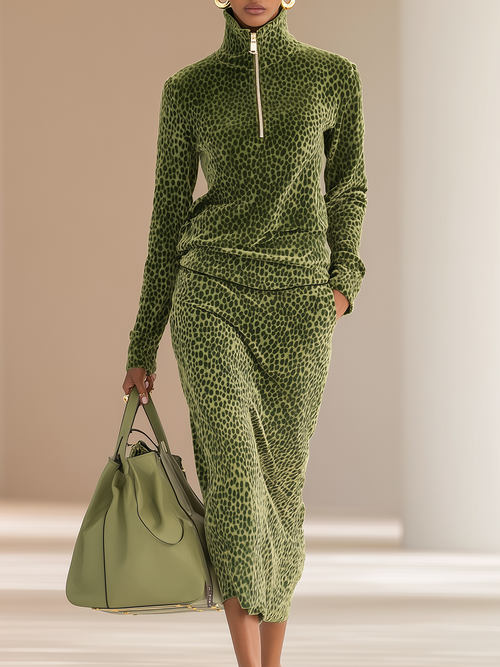 Ensemble Sportif en Velours à Col Montant Imprimé Léopard avec Jupe