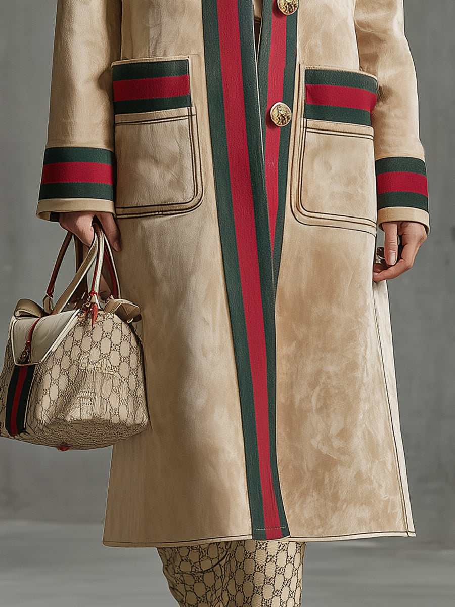 Veste en Faux Suède Beige avec Détails en Ruban Rouge et Vert – Élégance Minimaliste
