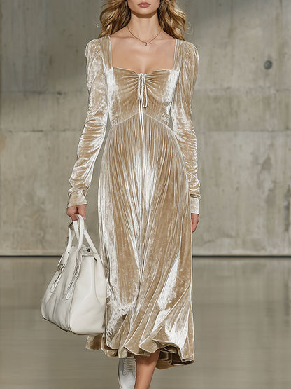 Robe Midi Plissée en Velours Champagne Rétro à Manches Longues – Élégance Intemporelle