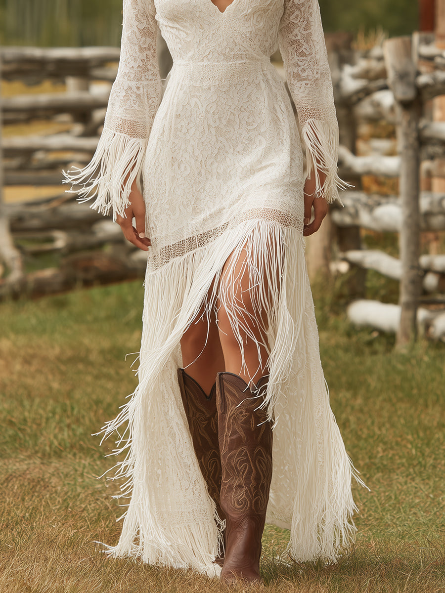 Robe Maxi Rétro en Dentelle Blanche à Manches Longues avec Décolleté en V et Franges - Jupe Courte Devant, Longue Derrière