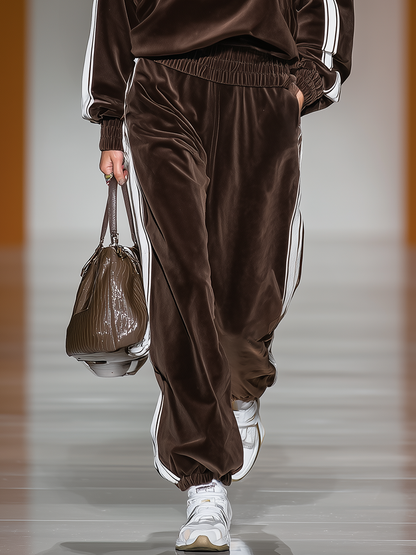 Ensemble Sportif Rétro : Sweat à Col Montant Zippé et Pantalon avec Rayures Contrastées