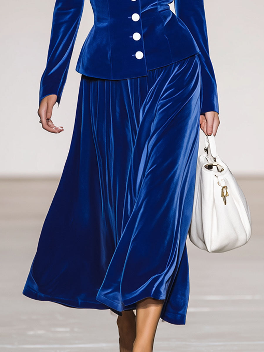 Ensemble Élégant en Velours Bleu Royal avec Col Chic et Boutons Distinctifs