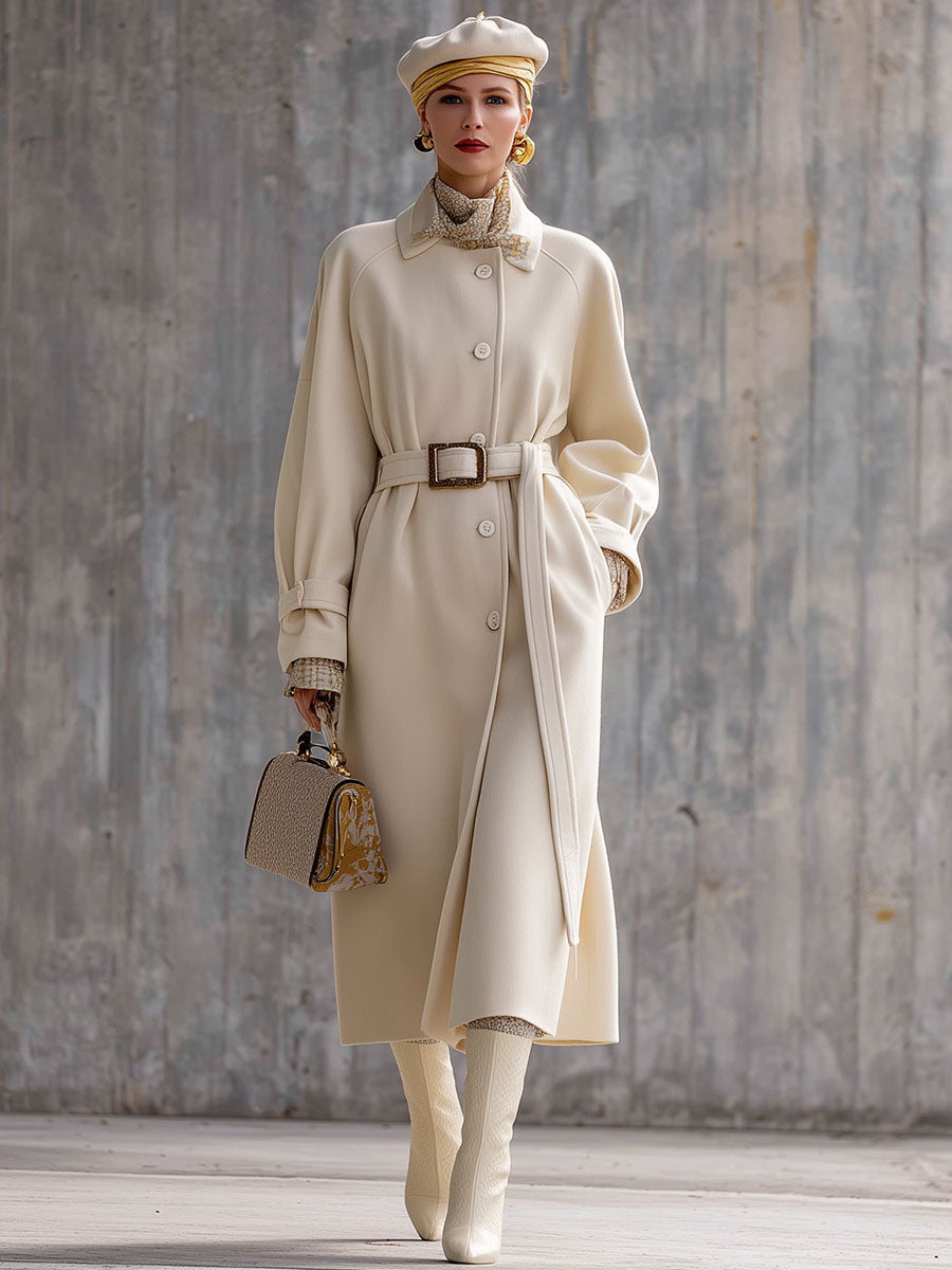 Long Écru en Laine avec Revers - Élégance Classique