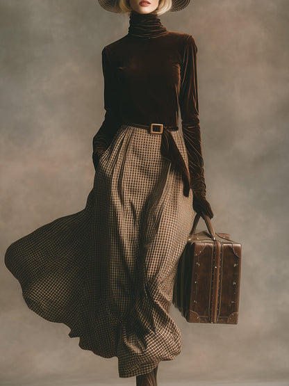Robe Maxi en Velours Brun à Motif Carreaux avec Col en Pile Chic