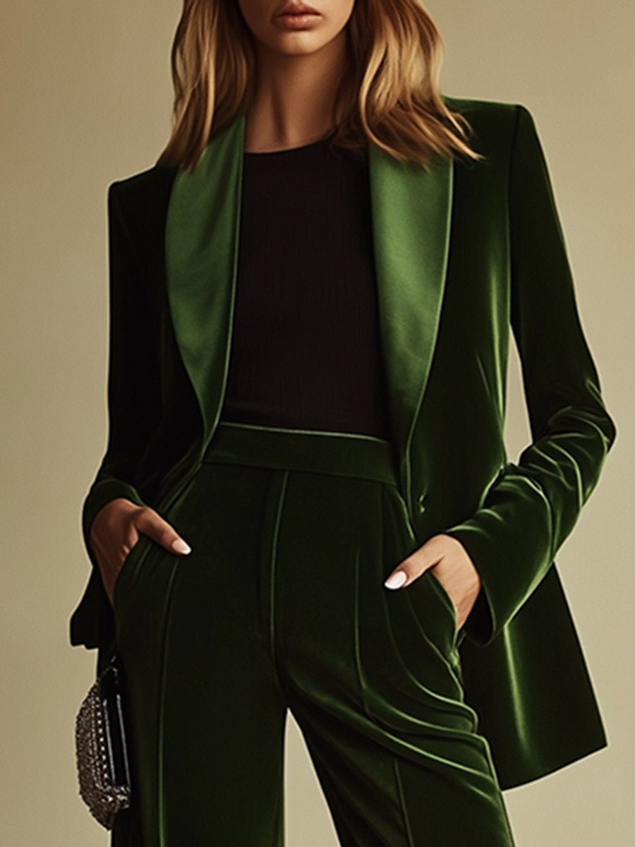 Luxurious Retro Green Velvet Ensemble