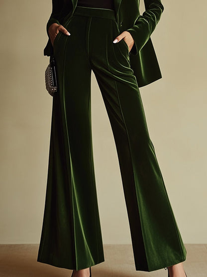 Luxurious Retro Green Velvet Ensemble